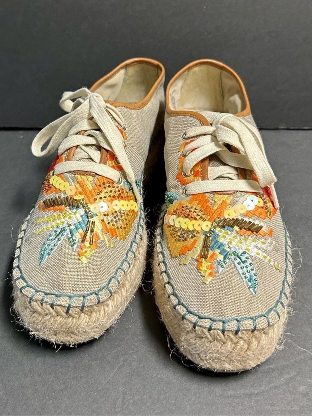 Nine West Embellished Beige Canvas Espadrille Sneakers - Women's size 7 - Used